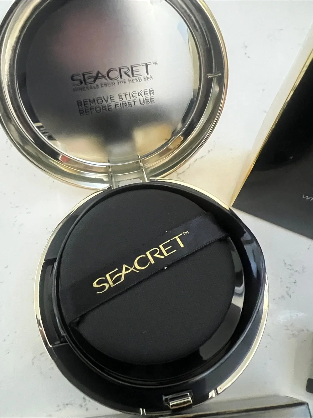 Seacret lip gloss